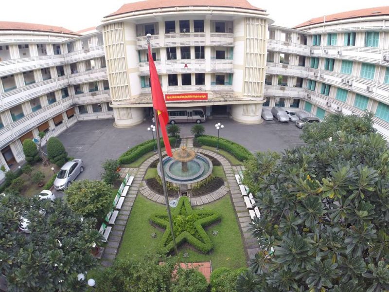 Bệnh viện Mắt TP. Hồ Chí Minh là bệnh viện công lập, chuyên khoa hạng I chuyên điều trị các bệnh lý về mắt hàng đầu Việt Nam. 