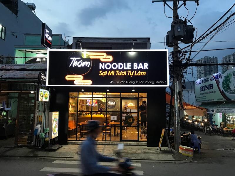 Menu Thơm - Noodle Bar có nhiều suất mì trộn để khách dễ dàng lựa chọn theo ý thích