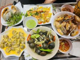 Quán ăn ngon trên phố Quán Thánh, Hà Nội