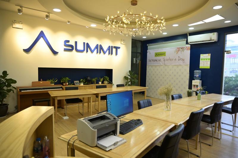 Summit Education - Đống Đa