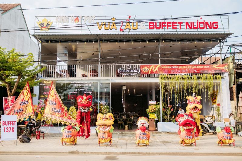 Nhà Hàng Vua Lẩu - King Hot Pot & Buffet Nướng một quán chuyên đồ nướng, lẩu và buffet được dân sành ăn ở Tam Kỳ, Quảng Nam ủng hộ rất nhiều. 