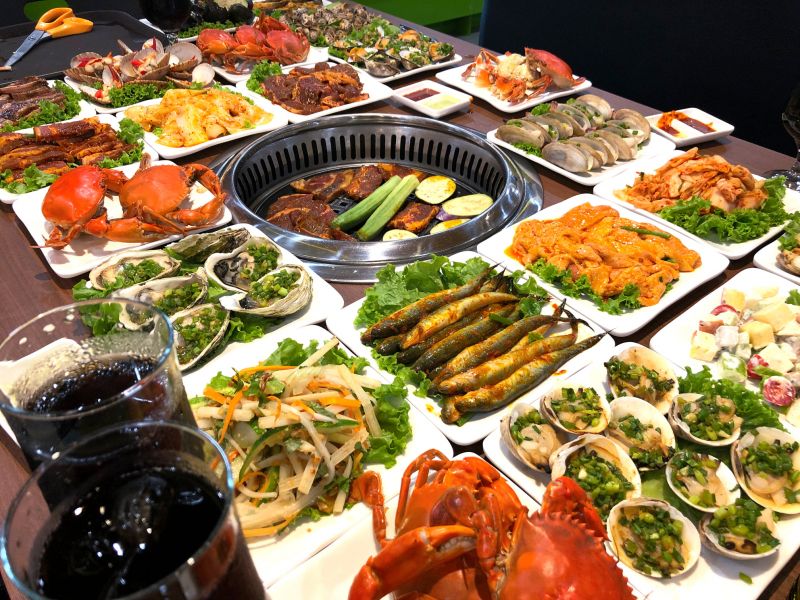 Buffet Chef Dzung là quán buffet bbq ngon mỗi khi bạn cần tìm quán đồ nướng ngon với đa dạng các loại món ăn tạo nên thương hiệu của nhà hàng