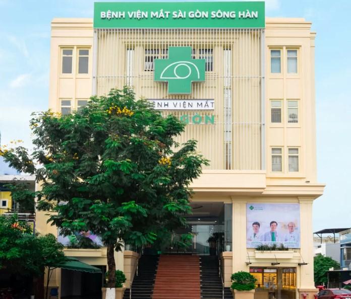Bệnh viện Mắt Sài Gòn Sông Hàn là bệnh viện chuyên khoa Mắt ngoài công lập đầu tiên tại Đà Nẵng, tự hào là thành viên thứ 9 của Hệ thống Bệnh viện chuyên khoa Mắt lớn nhất Việt Nam.