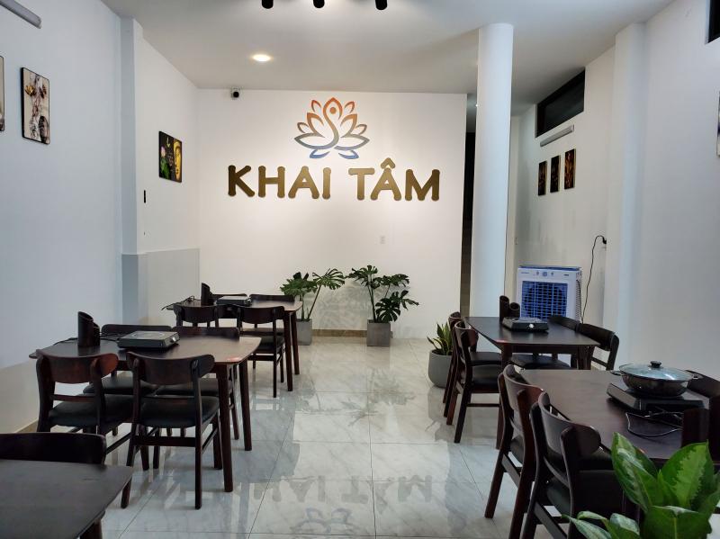 Lẩu Chay Khai Tâm cũng là một địa điểm ăn lẩu chay ngon tại Cần Thơ. 