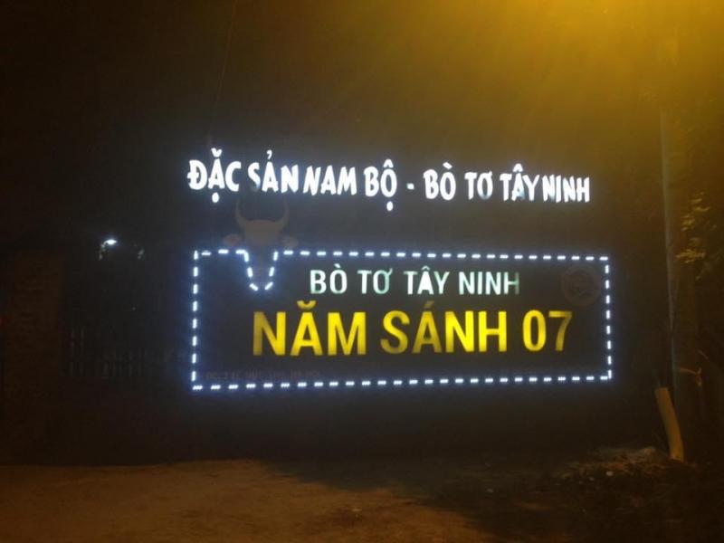 Bò Tơ Tây Ninh - Năm Sánh 07 với hơn 11 năm kinh nghiệm phục vụ khách hàng trên toàn quốc nhà hàng cam kết tại miền Bắc nhà hàng chỉ có hai cơ sở duy nhất tại: Số 02 Lê Đức Thọ, Mỹ Đình, TP. Hà Nội