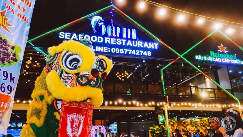 Olphin seafood Restaurant là một trong những nhà hàng hải sản nổi tiếng bậc nhất tại Đà Nẵng được đông đảo thực khách tin yêu và lựa chọn 