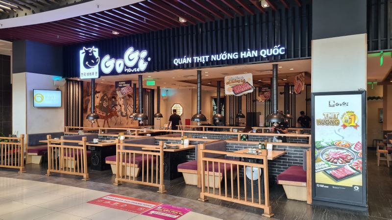 Gogi House là điểm đến tiếp theo mà bạn không nên bỏ lỡ bỗng dưng thèm ăn thịt nướng, đặc biệt là thịt nướng theo phong cách Hàn Quốc.