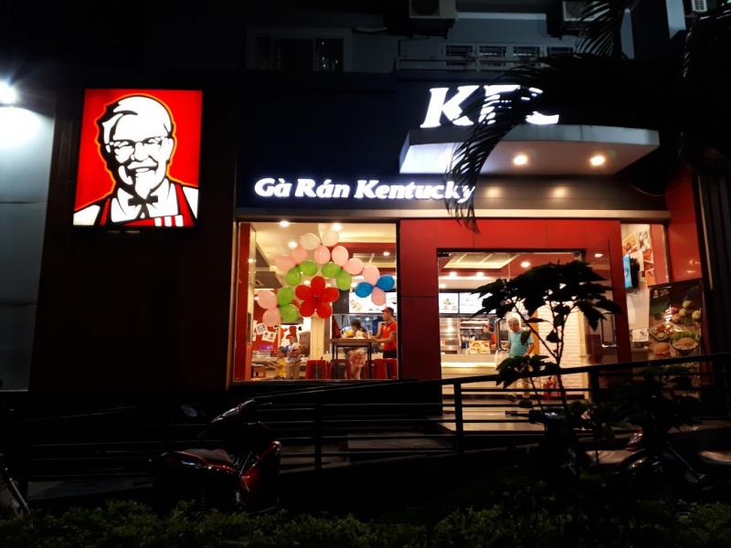 KFC là cái tên đã quen thuộc với các tín đồ mê gà rán và là nhà hàng được nhiều thực khách tại Quận Nam Từ Liêm yêu thích