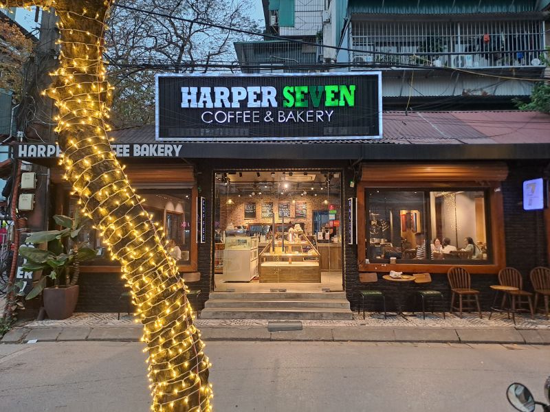 Harper Seven Coffee & Bakery