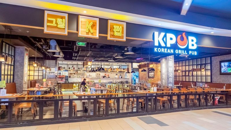 K-Pub - Korean Grill Pub là một nhà hàng nướng phong cách Hàn Quốc nổi tiếng với kiểu nướng trên bàn đá