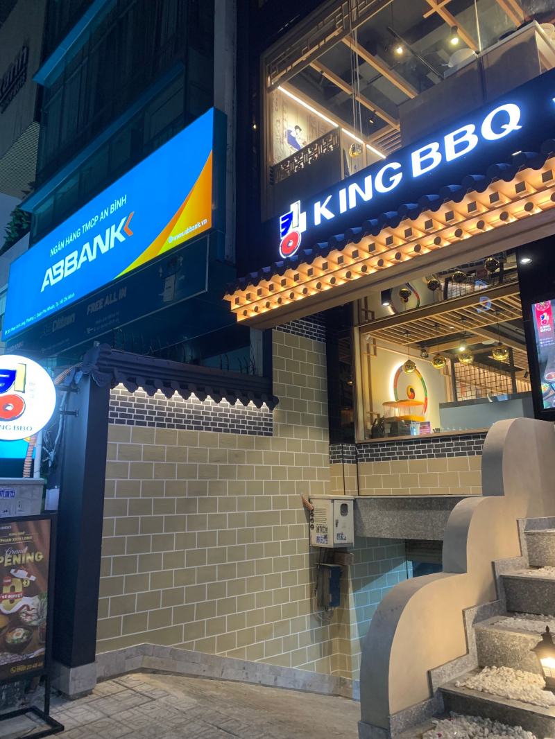 King BBQ là chuỗi nhà hàng buffet nướng Hàn Quốc tại Việt Nam. 