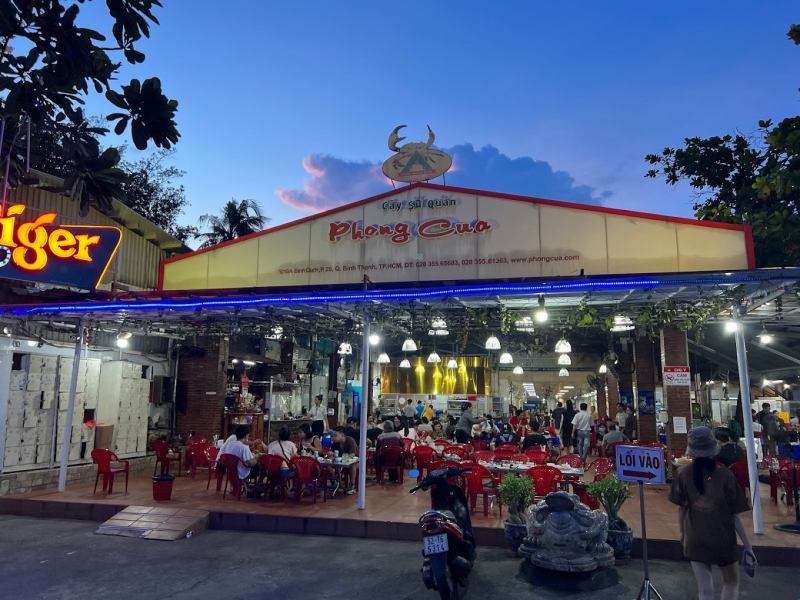 Nhà Hàng Phong Cua đem tới cho thực khách một menu các món cua hấp dẫn