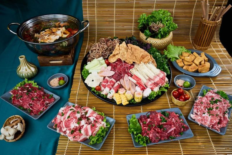 Menu Lẩu Nướng Hàn Quốc Tươi BBQ vô cùng đa dạng món cho bạn thoải mái lựa chọn. Đến Lẩu Nướng Hàn Quốc Tươi BBQ, bạn chỉ cần gọi ngay những set Buffet nướng hay có thể gọi món theo nhu cầu cá nhân hay nhóm.