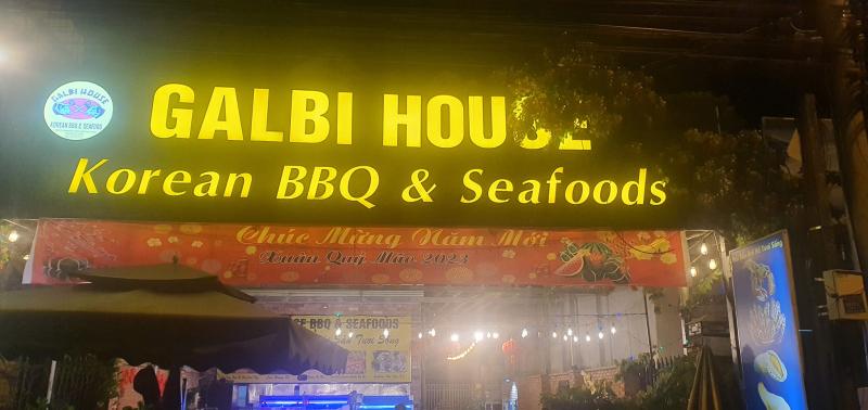 Một sự lựa chọn nữa không thể không nhắc đến đó là Galbi House - BBQ & Seafood, một địa điểm ăn uống được rất nhiều bạn trẻ yêu thích thời gian gần đây
