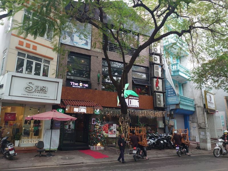Nhà Hàng Bánh Tráng Phú Cường là một địa chỉ nổi tiếng về ẩm thực đường phố tại Hà Nội