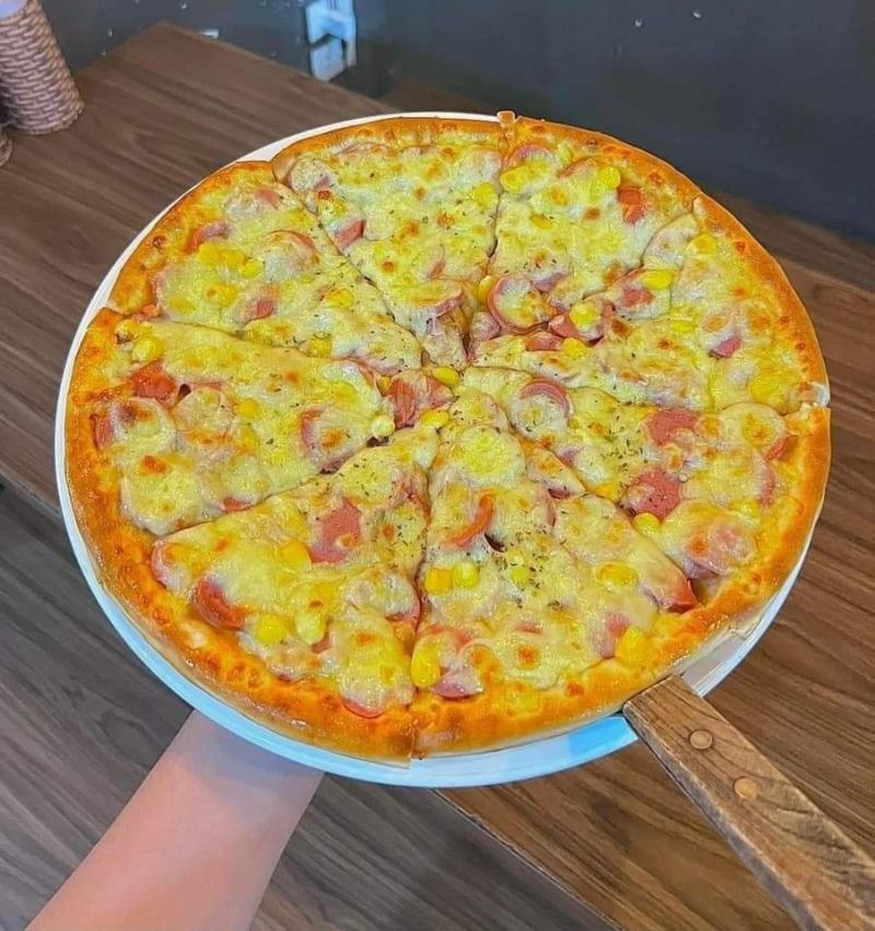 Bầu Pizza Uông Bí