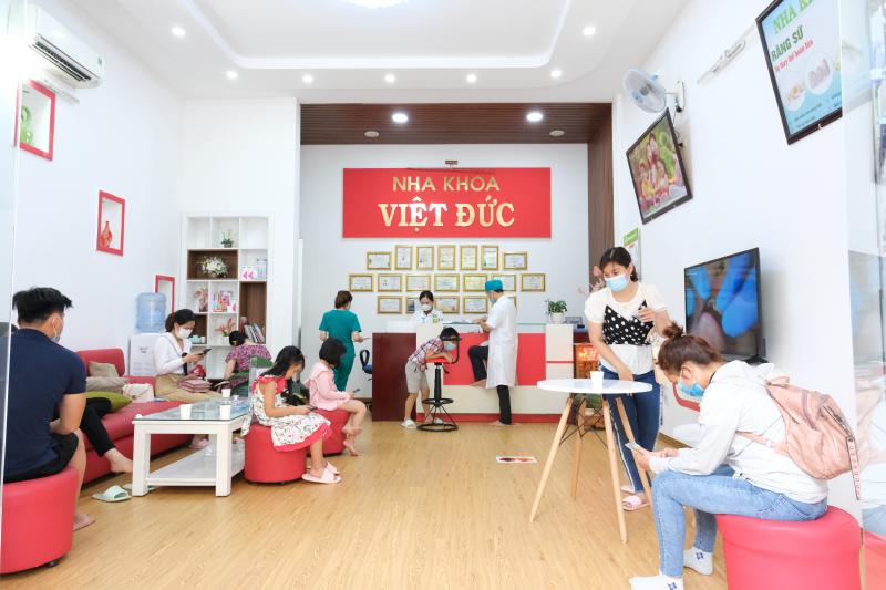 Ứng dụng các công nghệ nha khoa tiêu chuẩn Đức và Châu Âu, hệ thống Nha khoa Việt Đức mang đến nụ cười rạng rỡ, nâng cao chất lượng cuộc sống cho khách hàng trên toàn quốc nói chung và khách hàng khu vực Đà Nẵng nói riêng.