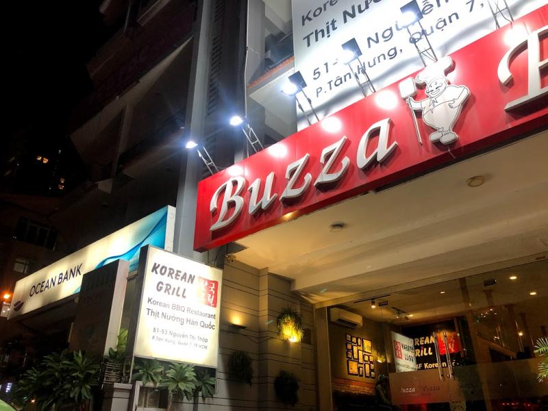 Là nhà hàng Âu chuyên món Ý, Buzza Pizza nức danh Sài Thành với phong vị khoáng đạt mà tinh tế, đẳng cấp mà say mê của ẩm thực quốc gia này