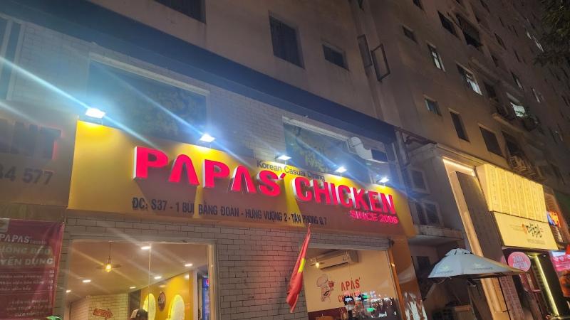 Papas' Chicken là quán gà rán ngon ở Quận 7, được giới trẻ rất yêu thích