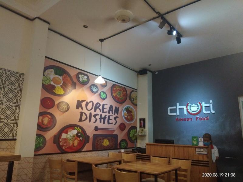 Chuti Korean Food là nhà hàng chuyên các món ăn Hàn Quốc được rất nhiều người yêu thích tại Quận Thủ Đức