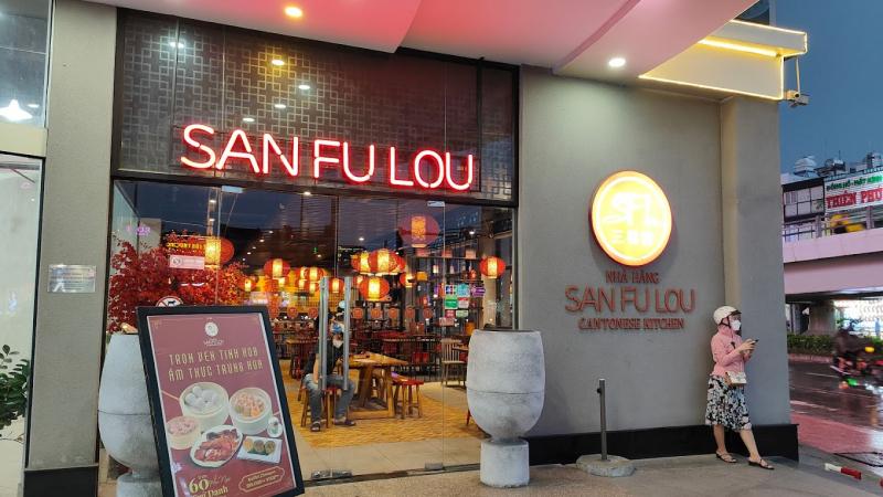 San Fu Lou Cantonese Restaurant sở hữu không gian đậm chất Trung Hoa vừa truyền thống vừa hiện đại