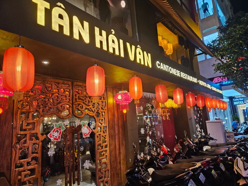 Nhà hàng Tân Hải Vân - nơi mà giá trị văn hóa & ẩm thực Quảng Đông truyền thống được cất giữ, lưu truyền qua nhiều thế hệ.