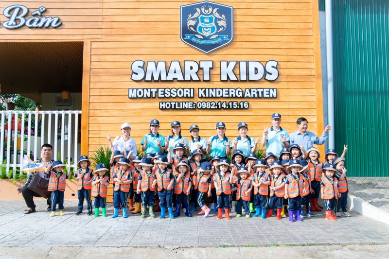 Smart Kids Montessori Kindergarten