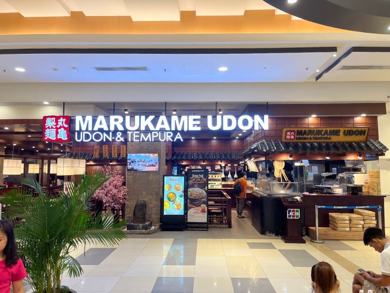 Marukame Udon là nhà hàng Nhật ở Bình Dương khá bình dân, nổi tiếng với món mì udon