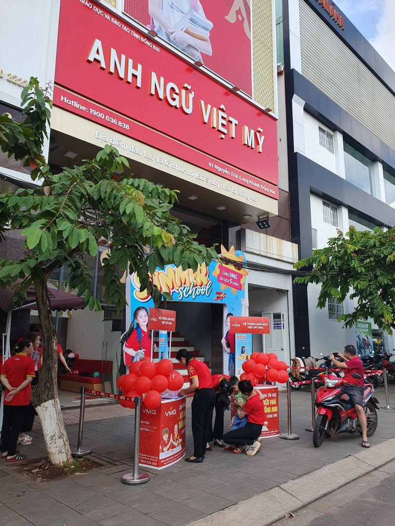 Anh Ngữ Việt Mỹ VMG - Long Khánh 