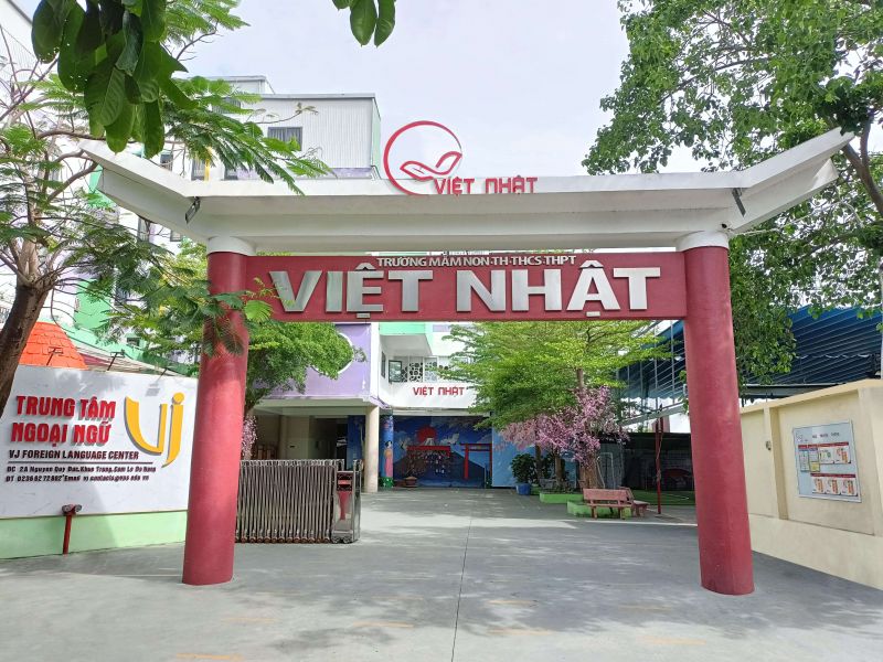  Hệ thống trường Liên cấp Việt Nhật