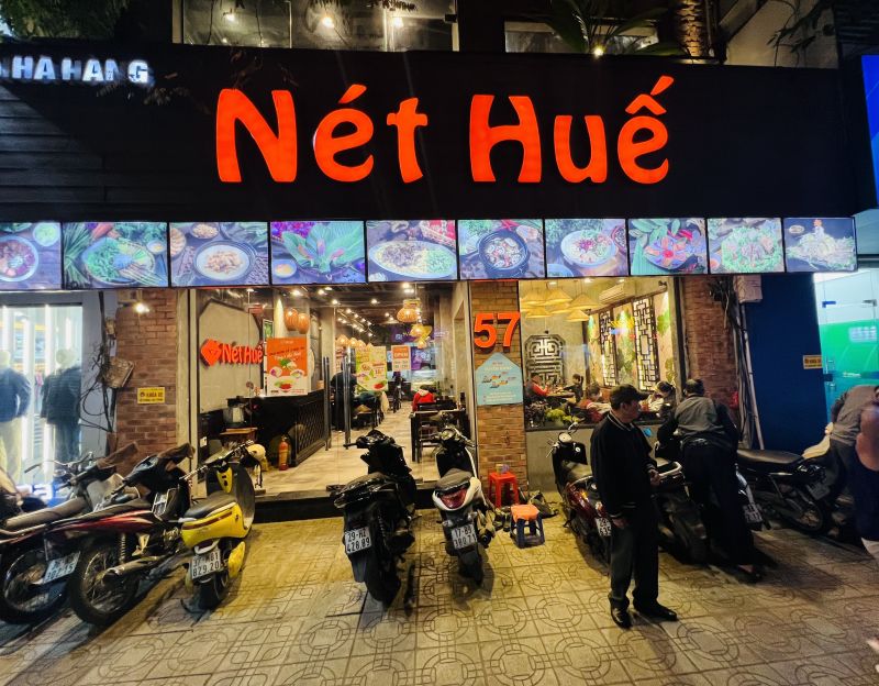 Nhà hàng Nét Huế đem đến cho thực khách Hà Nội chút hương vị Huế đúng điệu của mưa nắng miền Trung