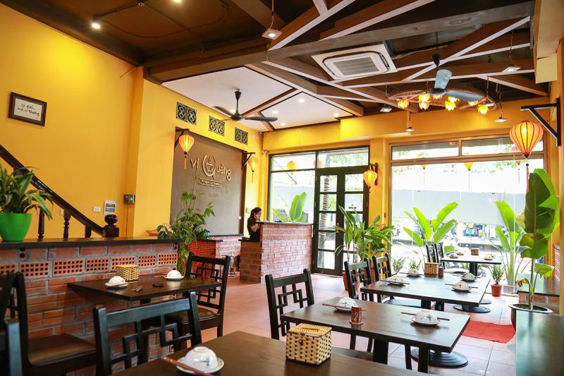 Vị Quảng là một nhà hàng độc đáo, phục vụ các món ăn truyền thống của Quảng Nam và Đà Nẵng