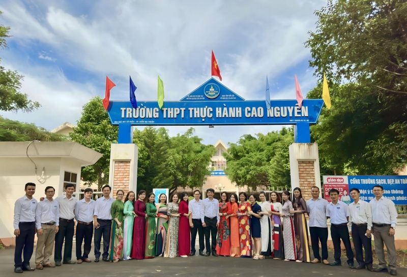 Trường THPT Thực hành Cao Nguyên