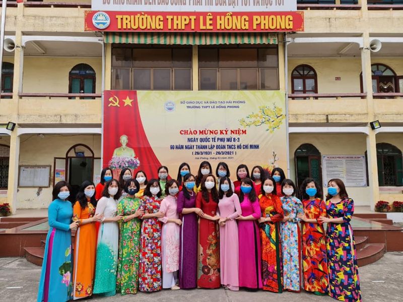 Trường THPT Lê Hồng Phong