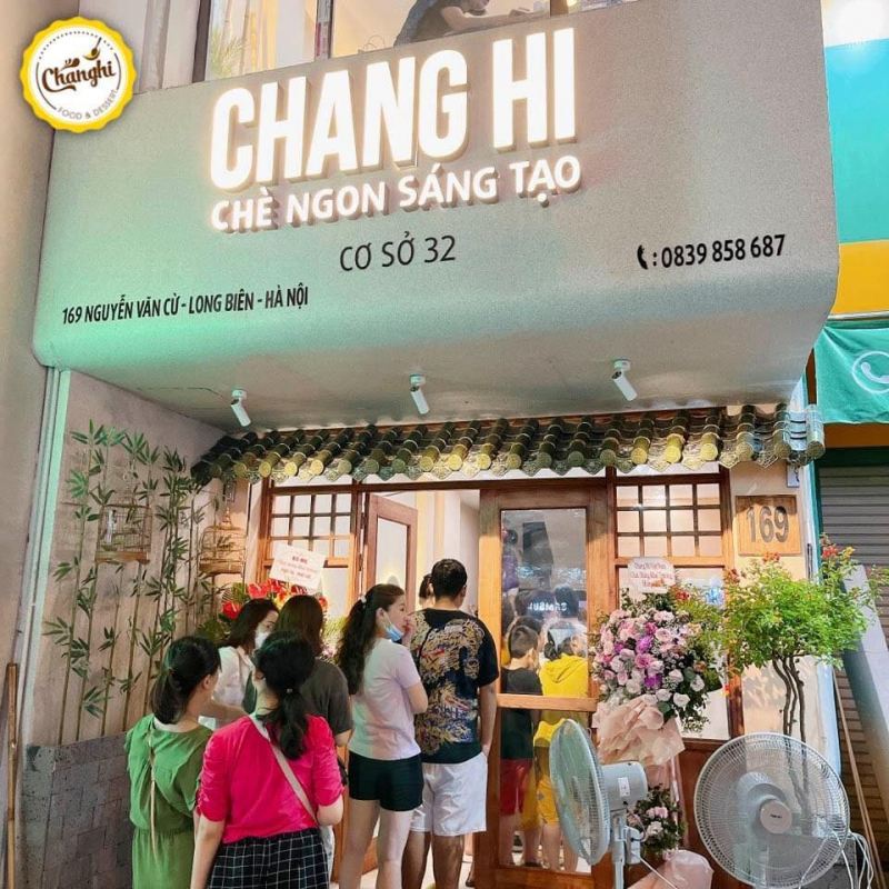 Chẳng lạ khi Tiệm chè ngon Chang Hi được gọi tên trong danh sách những quán chè ngon nhất Long Biên. 