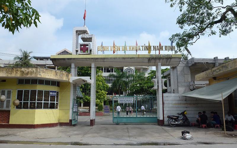  Bệnh viện Đa khoa tỉnh Nam Định là địa chỉ tin cậy của nhân dân trong và ngoài tỉnh mỗi khi đến khám, điều trị bệnh. 