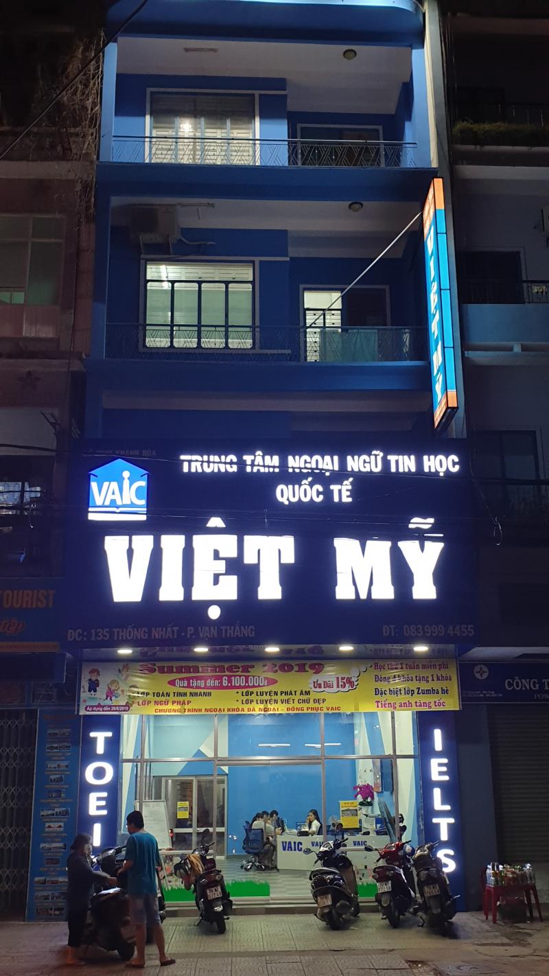Trung tâm tiếng Anh quốc tế Việt Mỹ