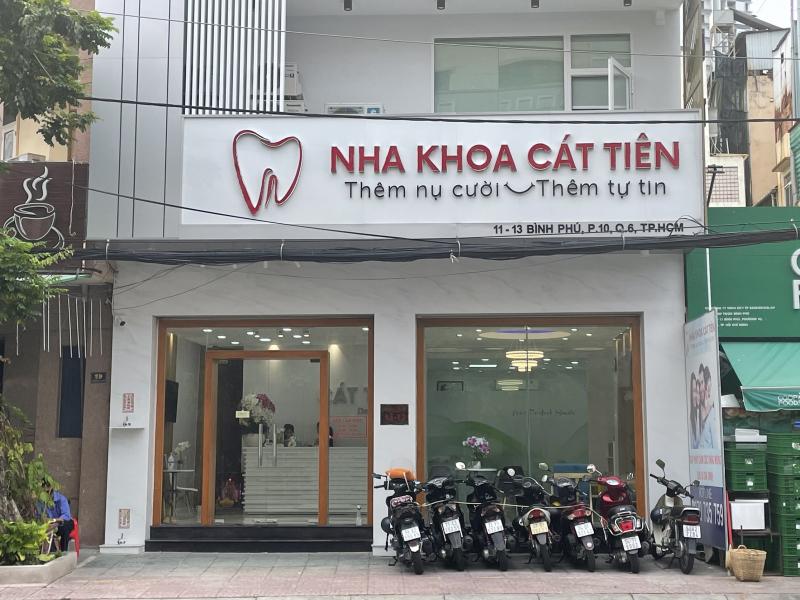 Nha khoa Cát Tiên đã phục vụ hơn 5000 nụ cười Việt Nam và nhận được sự tín nhiệm của đông đảo bệnh nhân, thân nhân. 