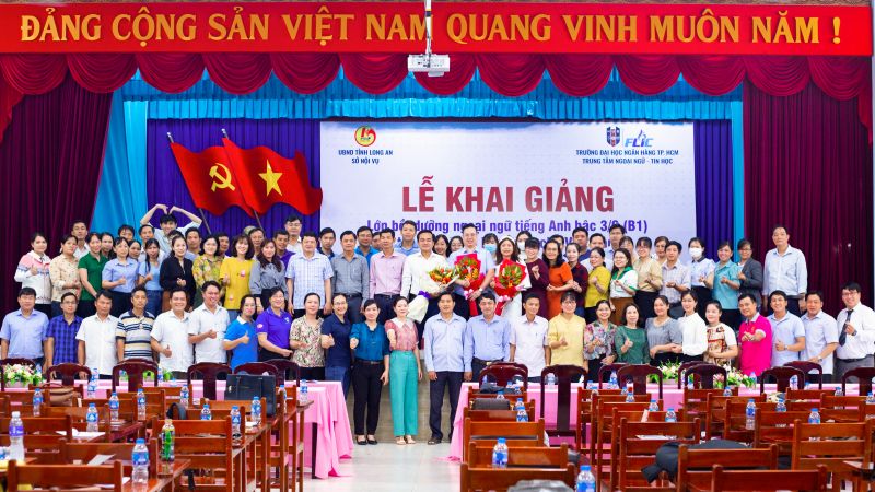 Trung tâm ngoại ngữ - tin học Long An