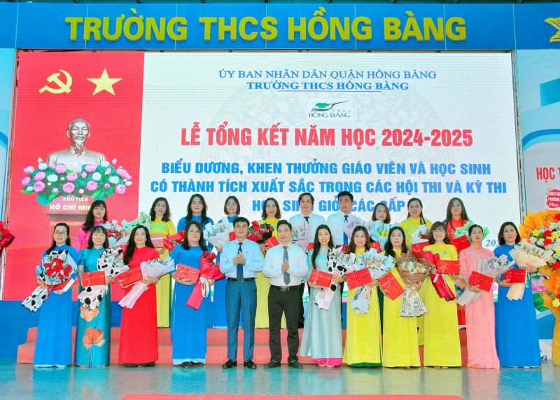 Trường THCS Hồng Bàng