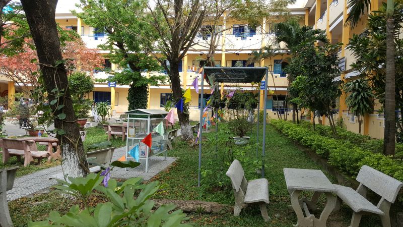 Trường THPT Nguyễn Thượng Hiền