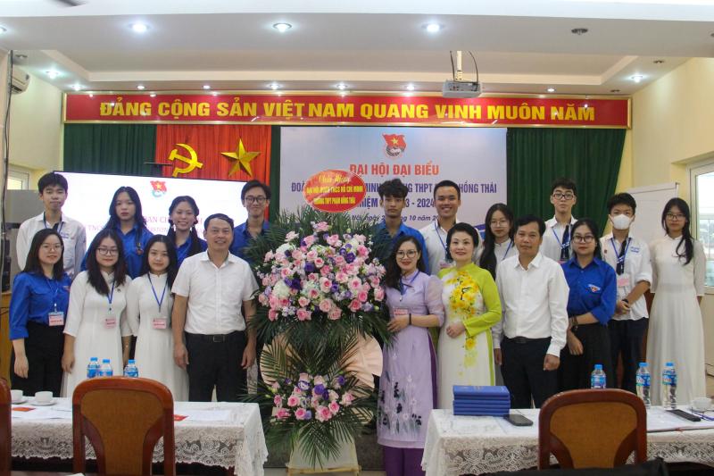 Trường THPT Phạm Hồng Thái