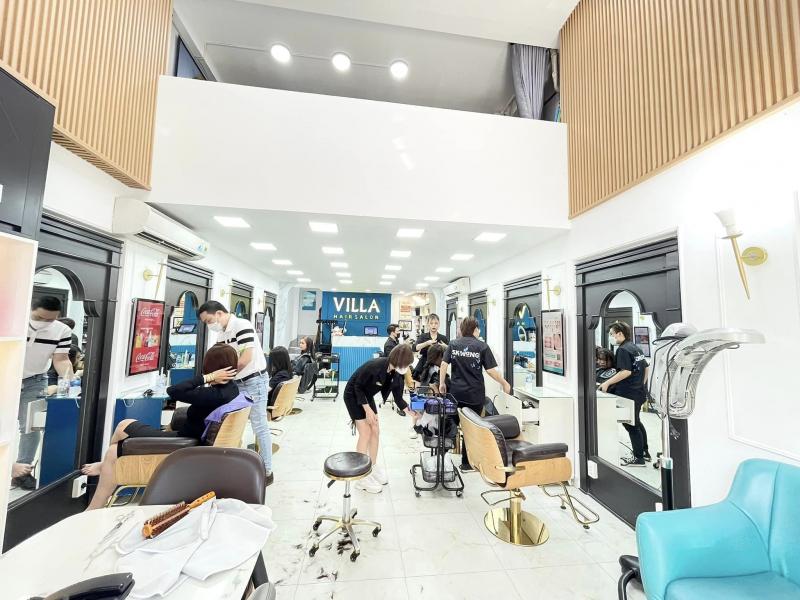 Nếu đang tìm kiếm một địa chỉ nhuộm tóc đẹp quận 6 có uy tín và chất lượng đảm bảo, phục vụ chu đáo, thực hiện những màu tóc mới nhất, kiểu tóc hot trend… thì hãy đến với Villa Hair Salon Group. 